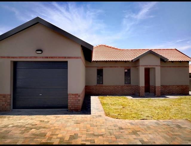 3 BEDROOM HOUSE FOR SALE IN WATERKLOOF